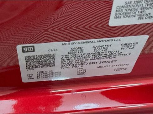 Used 2024 GMC Sierra 2500 SLE w/ SLE Value Package; image 33