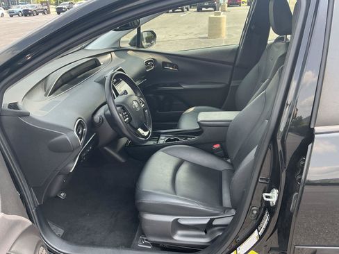 Used 2022 Toyota Prius XLE w/ Advanced Technology Package AWD/4WD image 19