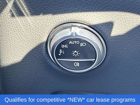 Certified 2025 Mercedes-Benz GLC 300 image 24