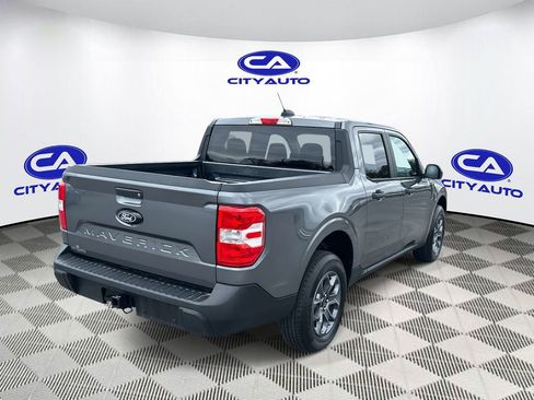 Used 2025 Ford Maverick XLT w/ Equipment Group 302A AWD/4WD image 3