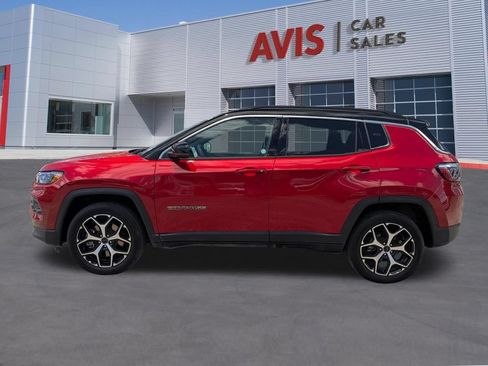 Used 2025 Jeep Compass Limited AWD/4WD image 2