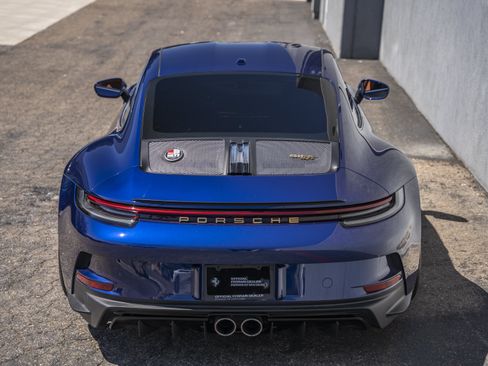 Used 2024 Porsche 911 GT3 RS RWD image 4