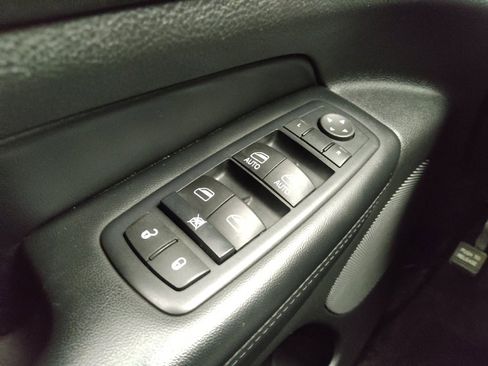 Used 2016 Jeep Grand Cherokee Laredo w/ Quick Order Package 23E image 27