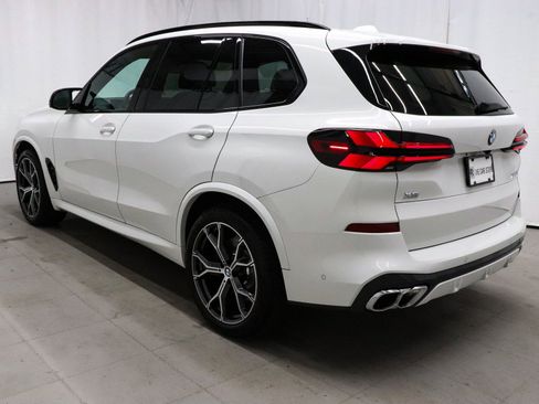 Used 2026 BMW X5 M60i image 4
