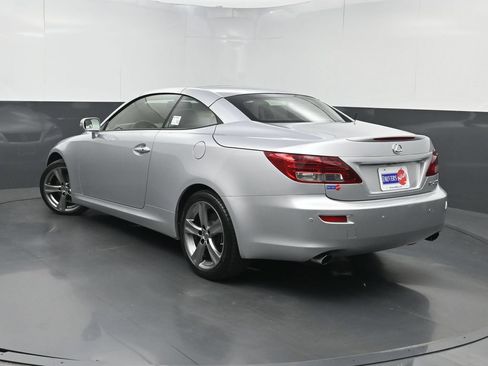 Used 2015 Lexus IS 250C w/ Navigation System Package RWD image 17