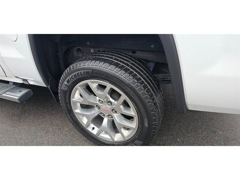 Used 2018 GMC Sierra 1500 SLT w/ SLT Premium Package image 8