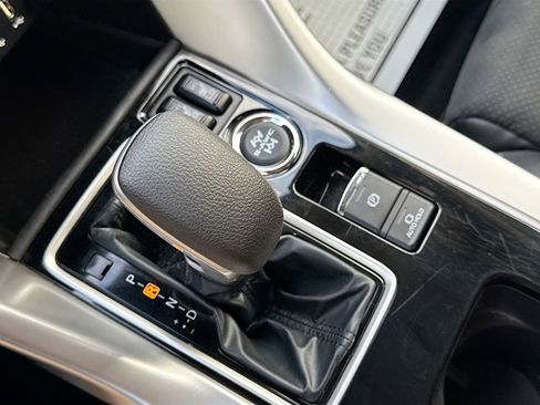 Used 2025 Mitsubishi Eclipse Cross AWD image 26