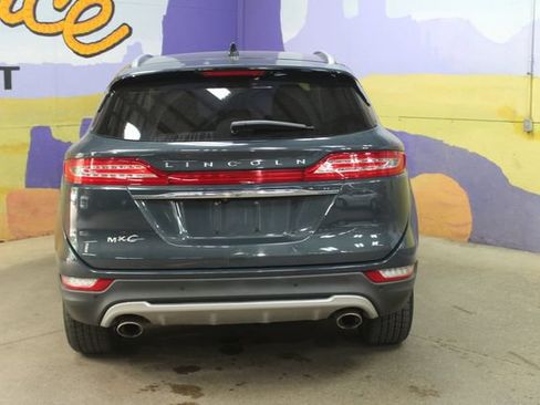 Used 2019 Lincoln MKC Select w/ Select Plus Package AWD/4WD image 3