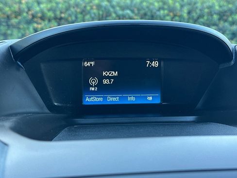 Used 2018 Ford Escape SE w/ SE Sport Appearance Package image 17