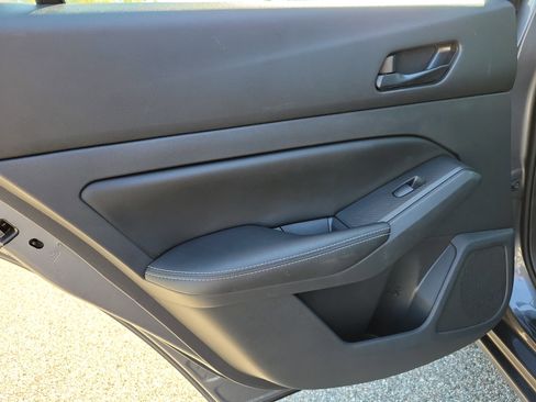 Certified 2024 Nissan Altima 2.5 SV image 21