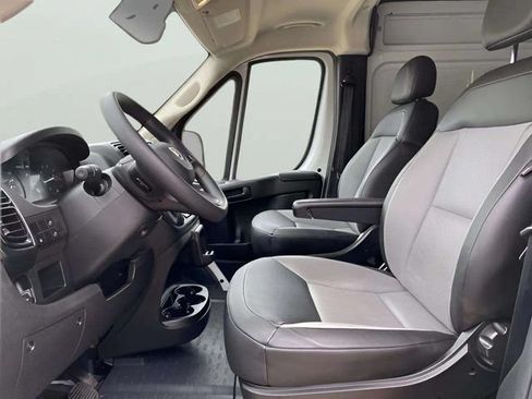 Used 2025 RAM ProMaster 2500 w/ Convenience Group FWD image 56