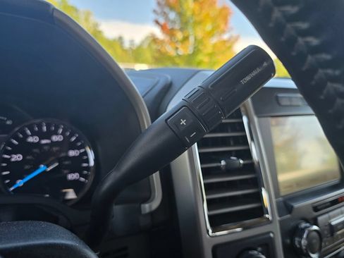Used 2017 Ford F350 Lariat w/ Lariat Ultimate Package AWD/4WD image 30
