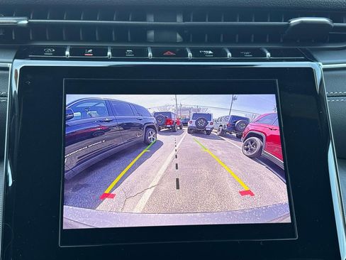 New 2026 Jeep Grand Cherokee L 4WD image 13