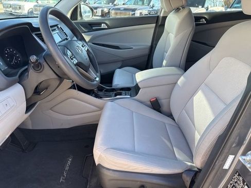 Used 2017 Hyundai Tucson SE image 21