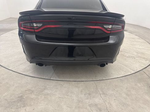 Used 2022 Dodge Charger Scat Pack w/ Plus Group RWD image 21