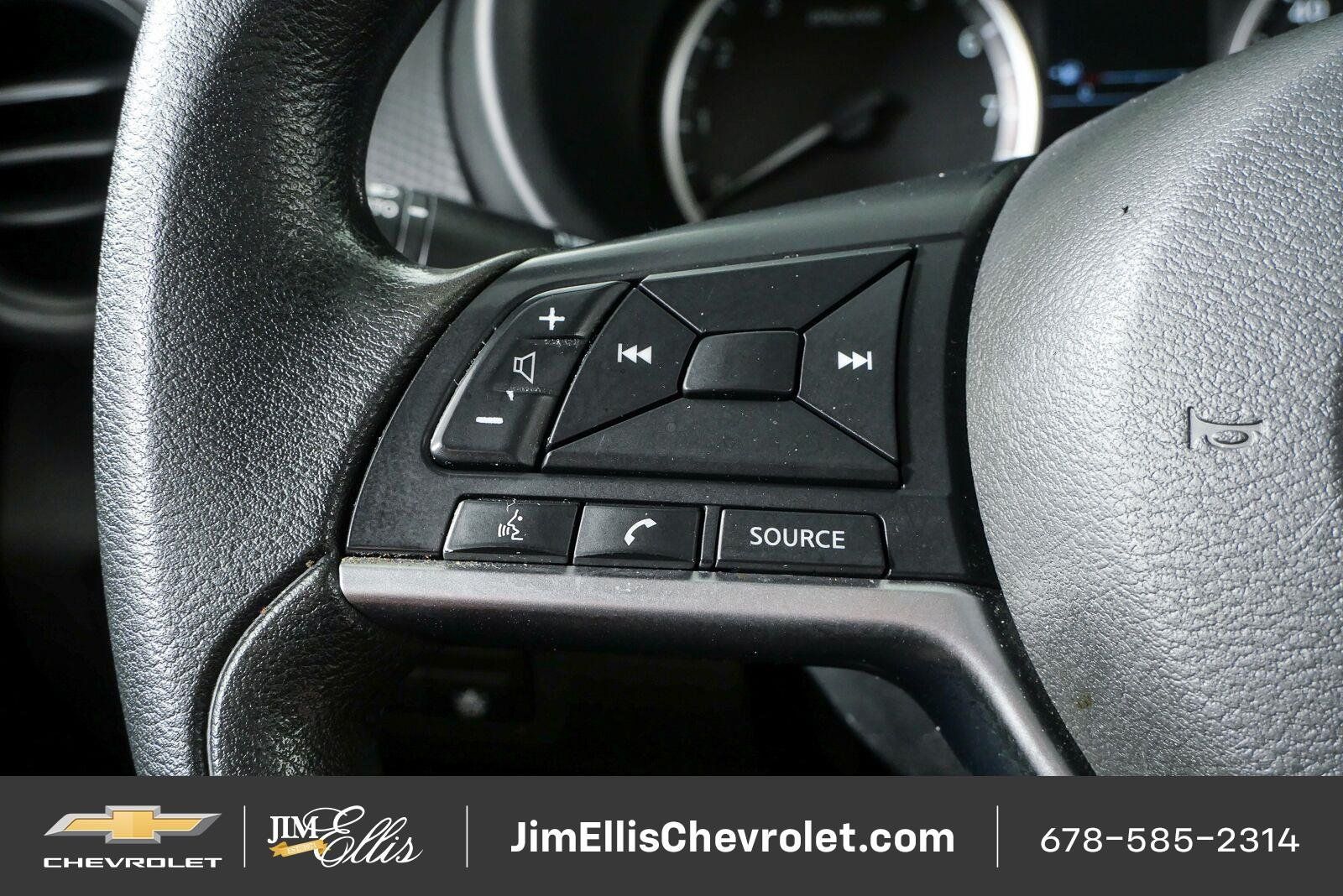 Used 2022 Nissan Kicks S FWD image 11