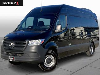 Used 2025 Mercedes-Benz Sprinter 2500 video 1