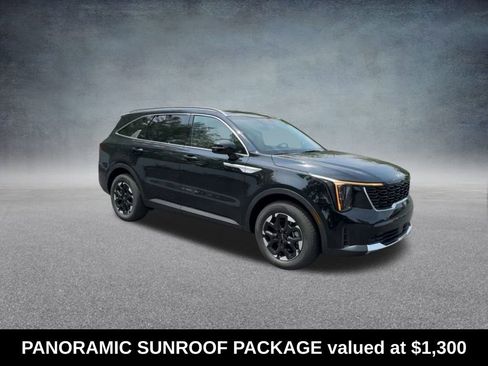 Used 2025 Kia Sorento S w/ Panoramic Sunroof Package image 2