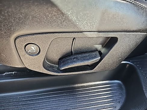 Used 2025 Kia Telluride S image 34