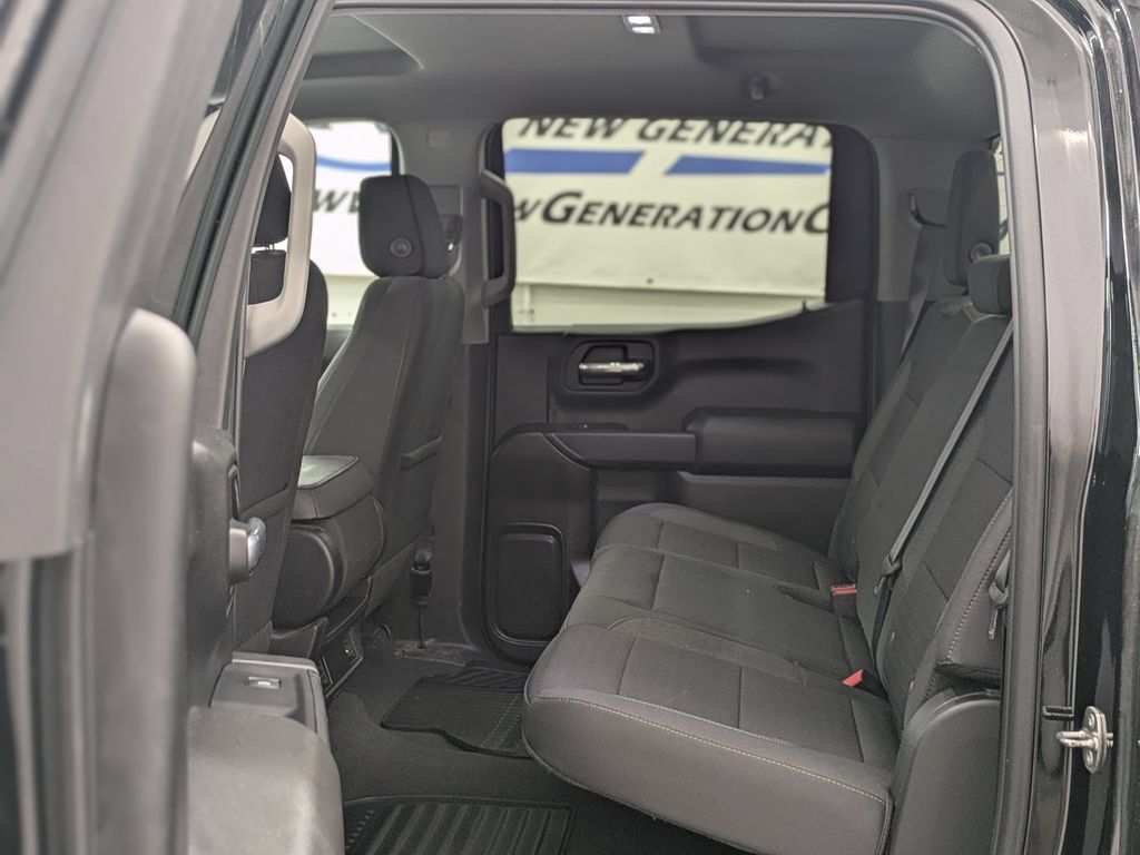 Used 2023 Chevrolet Silverado 1500 Custom AWD/4WD image 12