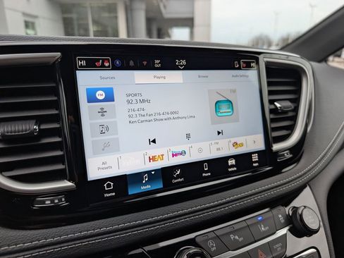 New 2026 Chrysler Pacifica Select image 25