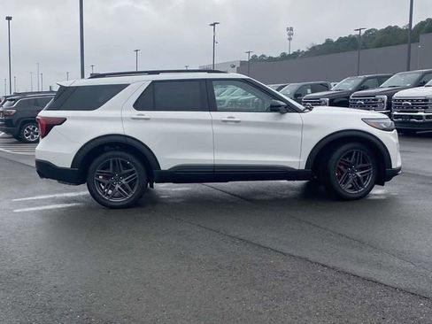 New 2026 Ford Explorer ST w/ Sun And Sound Package AWD/4WD image 2
