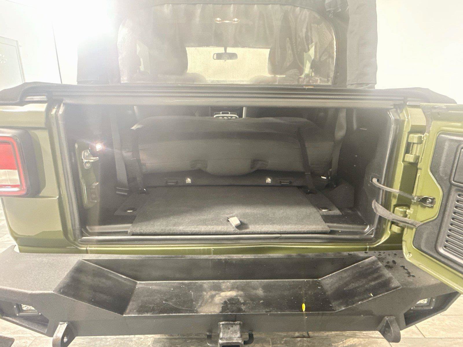 Used 2023 Jeep Wrangler Sport AWD/4WD image 23