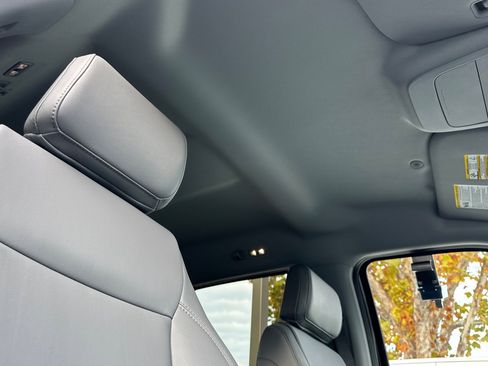 New 2025 Ford F150 Lightning Flash image 20