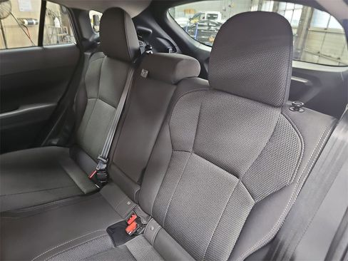 Used 2024 Subaru Crosstrek 2.0i Premium image 13