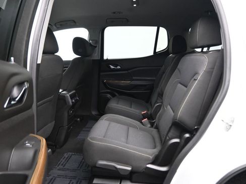 Used 2021 GMC Acadia SLE w/ Driver Convenience Package FWD image 26