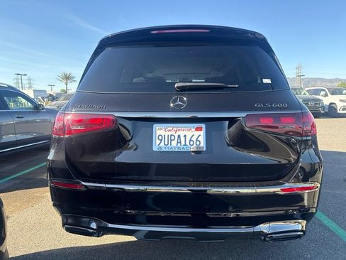 Used 2025 Mercedes-Benz Maybach GLS 600 4MATIC image 7