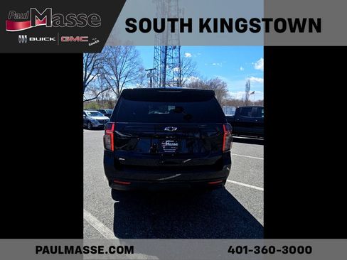 Used 2023 Chevrolet Tahoe Z71 w/ Luxury Package AWD/4WD image 5