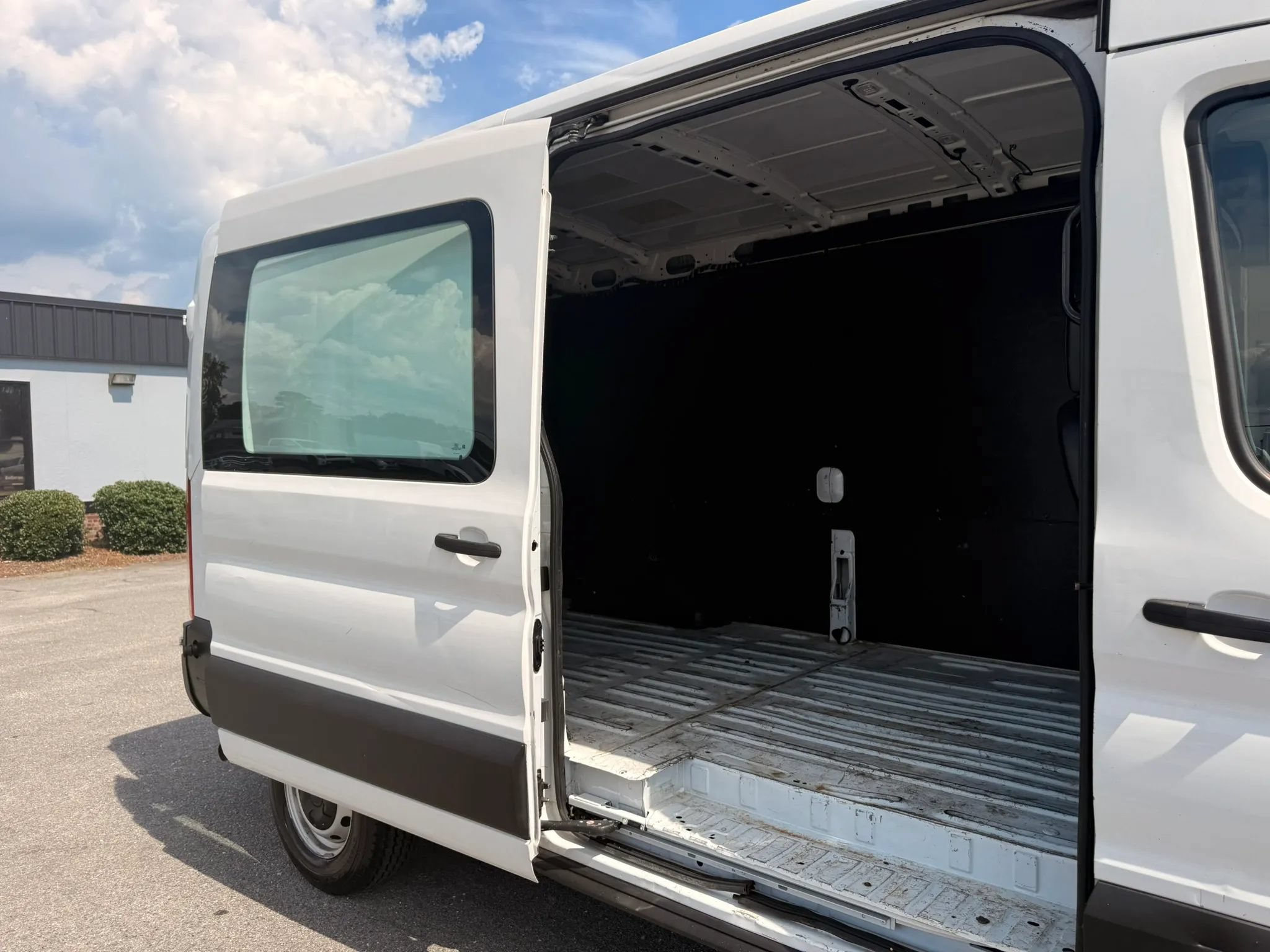 Used 2020 Ford Transit 250 Medium Roof w/ Load Area Protection Package RWD image 26