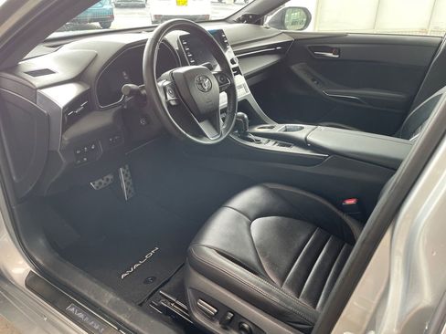 Certified 2019 Toyota Avalon Touring w/ All Weather Liner Package image 10
