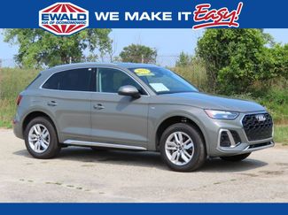 Used 2023 Audi Q5 2.0T Premium w/ Convenience Package AWD/4WD video 1
