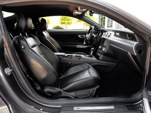 Used 2022 Ford Mustang GT Premium w/ Black Accent Package RWD image 40