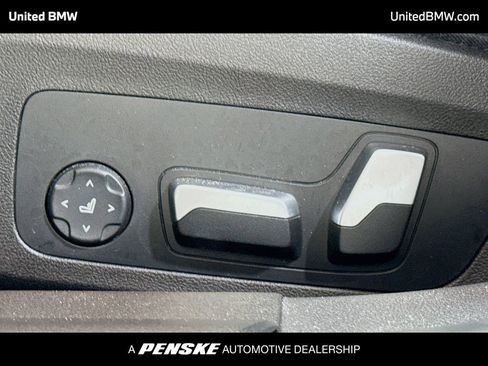 Certified 2023 BMW 330i Sedan w/ Premium Package image 4