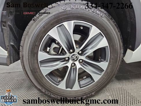 Used 2022 Toyota Highlander XLE FWD image 47