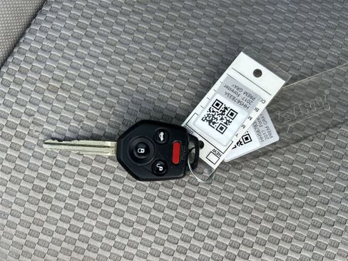 Used 2017 Subaru Forester 2.5i Premium w/ All-Weather Package image 20