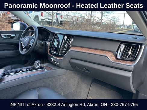 Used 2022 Volvo XC60 B5 Momentum w/ Advanced Package AWD/4WD image 23