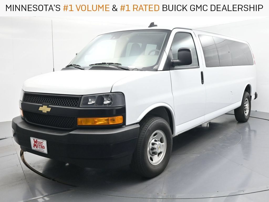 Used 2024 Chevrolet Express 3500 LS RWD image 1