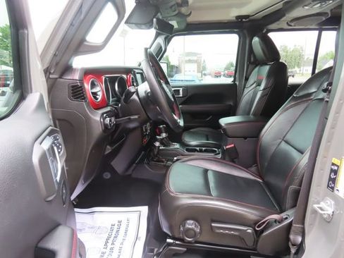 Used 2022 Jeep Wrangler Unlimited Rubicon w/ Steel Bumper Group AWD/4WD image 20