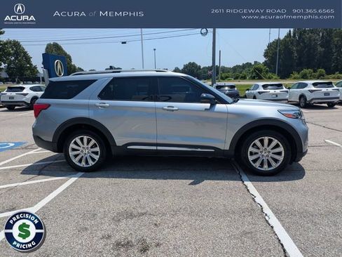 Used 2022 Ford Explorer Limited w/ Equipment Group 301A RWD image 9