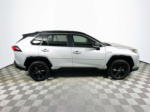 Used 2021 Toyota RAV4 XSE AWD/4WD image 8