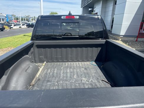 Used 2019 RAM 1500 Tradesman AWD/4WD image 9