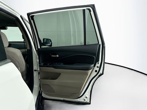 Used 2016 Honda Pilot EX image 29