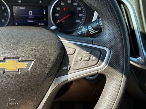 Used 2022 Chevrolet Equinox LT FWD image 20