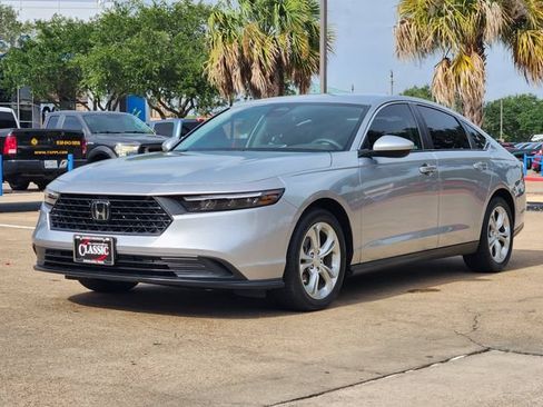 Used 2024 Honda Accord LX image 3