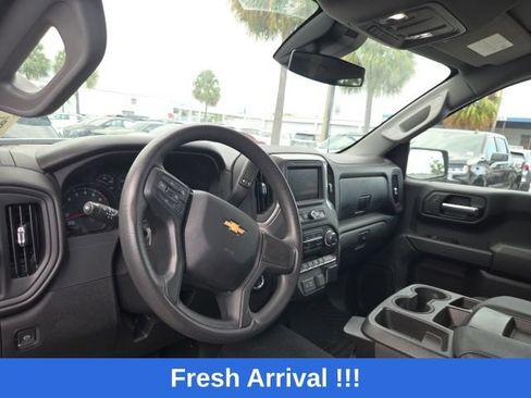 Used 2022 Chevrolet Silverado 1500 Custom RWD image 9