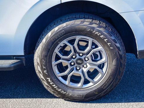 Used 2025 Ford Expedition Active image 8